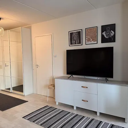 Stylish With Sauna & Free Parking In *